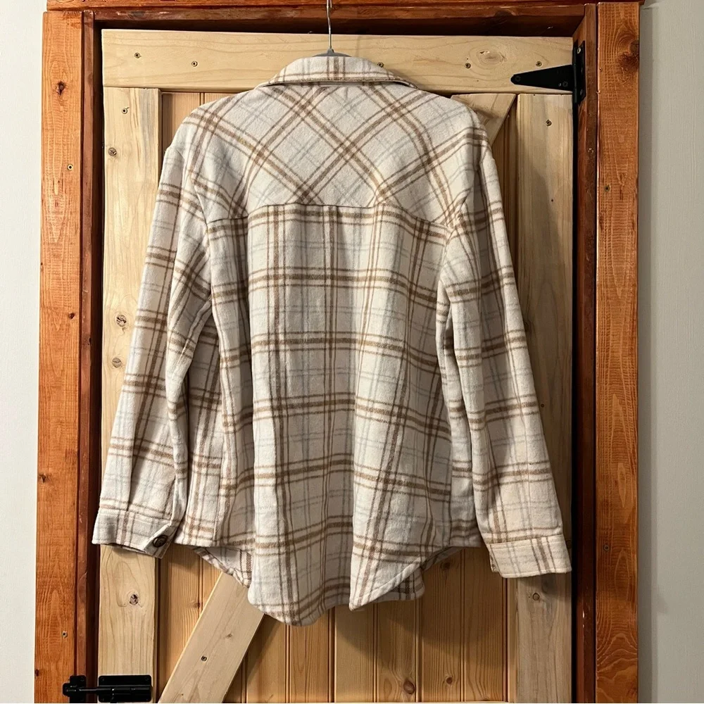 LIZARD THICKET Women's Plaid Flannel - Cream and Brown - Picture 2 of 4